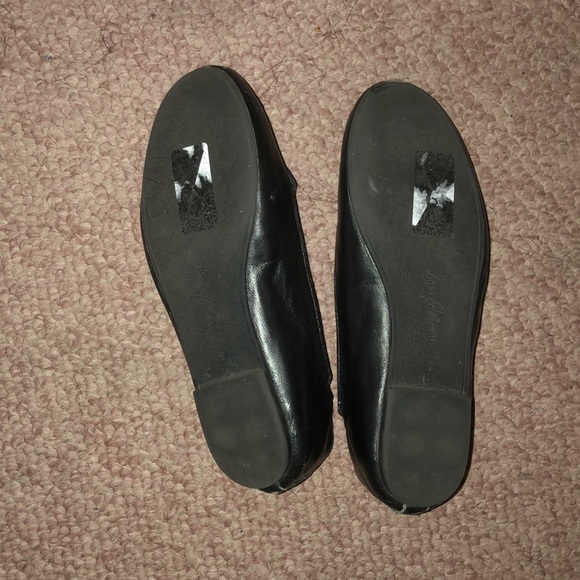 Sam Edelman Scallop Flats - Picture 2 of 4